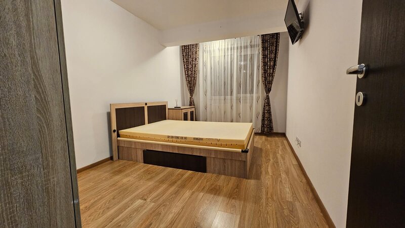 Trapezului, 10min. metrou 1 Decembrie centrala loc parcare, mobilat, utilat