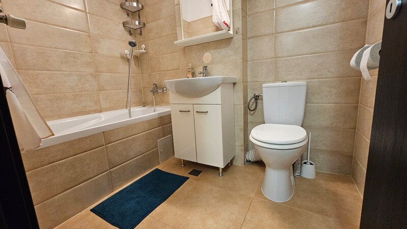 Trapezului, 10min. metrou 1 Decembrie centrala loc parcare, mobilat, utilat