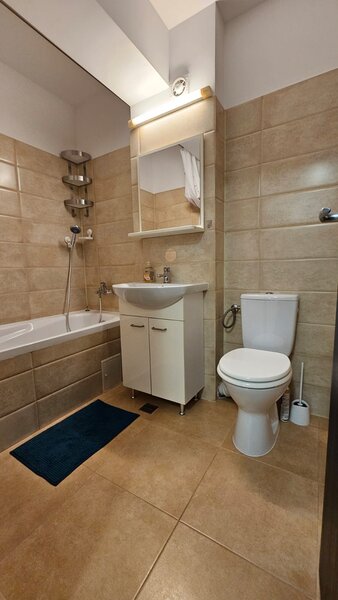 Trapezului, 10min. metrou 1 Decembrie centrala loc parcare, mobilat, utilat