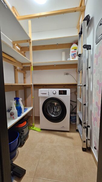 Trapezului, 10min. metrou 1 Decembrie centrala loc parcare, mobilat, utilat